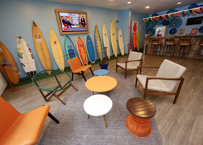 Delphin SurfHotel Guaruja